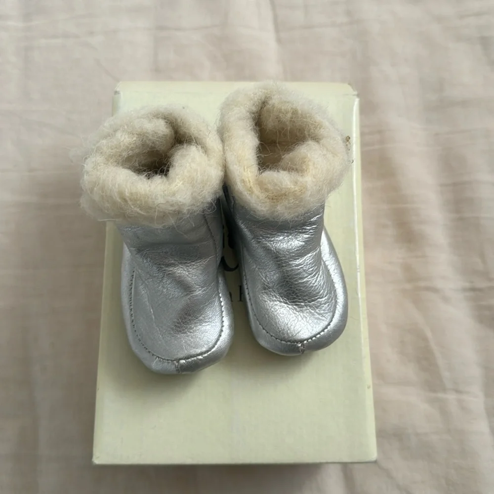 Petit nord Copenhagen fur leather boots for the baby